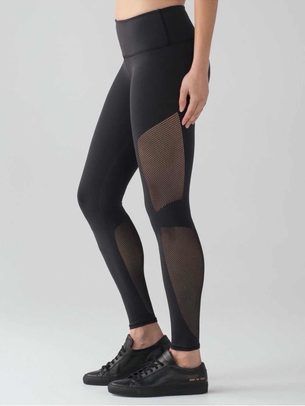 Lululemon Reveal 7/8 Mid-Rise Legging Small / 6 Black
